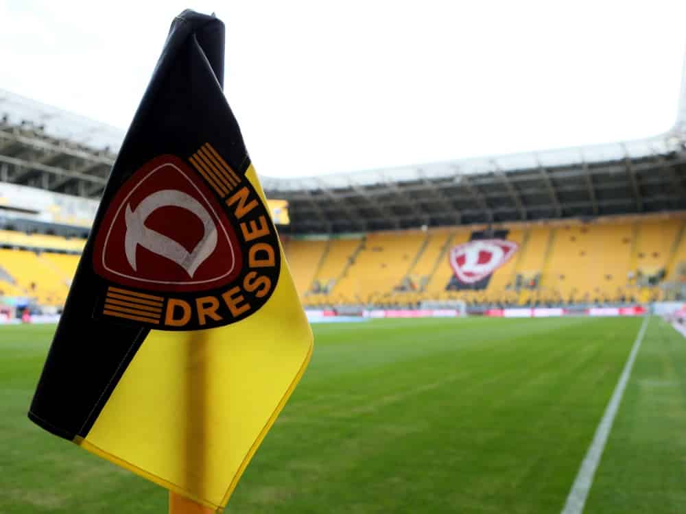 Dynamo unterlag vor leeren Rängen gegen Stuttgart. ©FIRO/SID