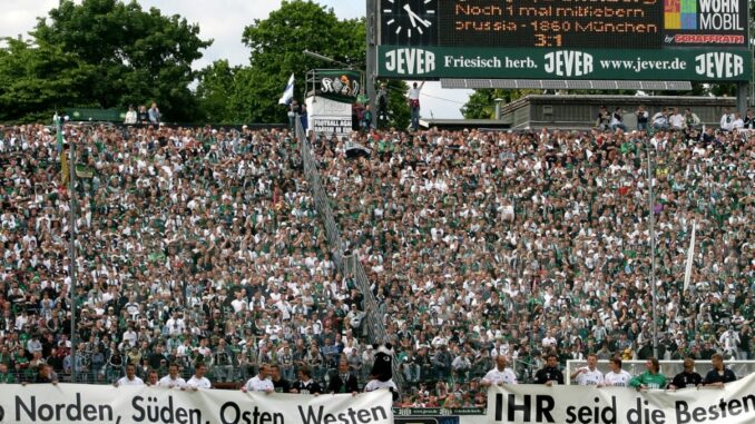 Das letzte Spiel am Bökelberg gewann Gladbach mit 3:1. ©AFP
