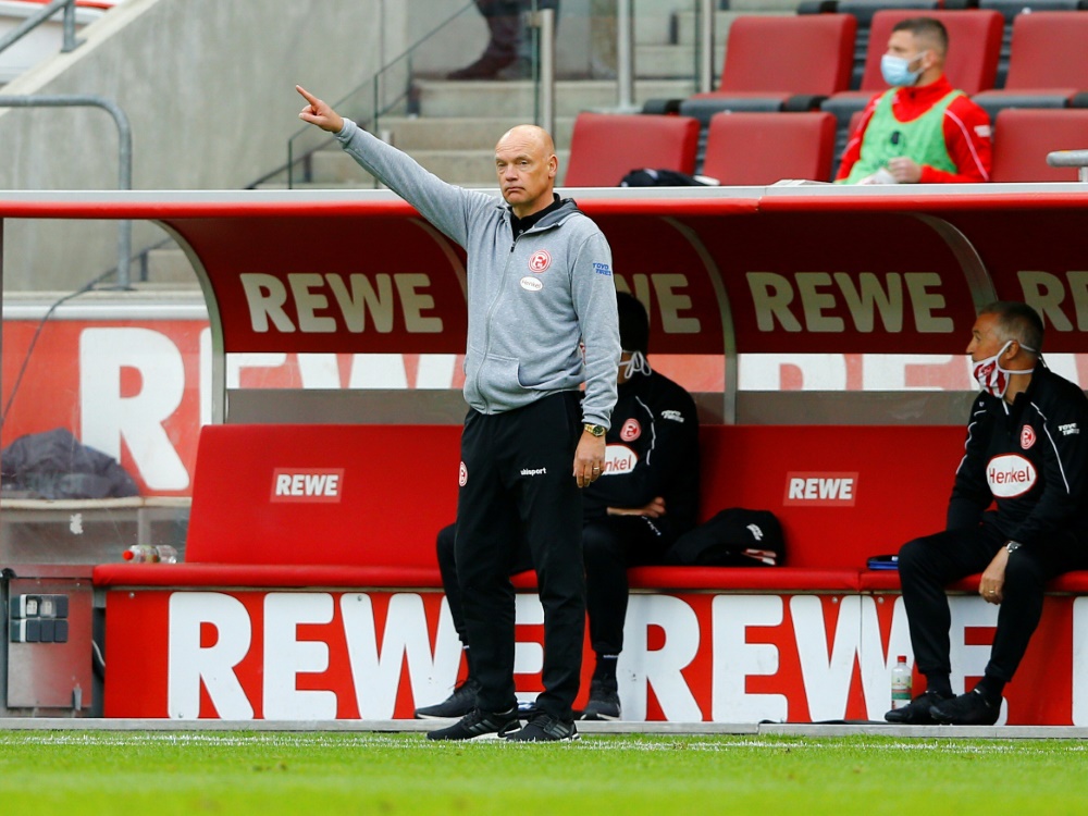 Uwe Rösler fordert gegen Schalke 04 einen Sieg. ©AFP
