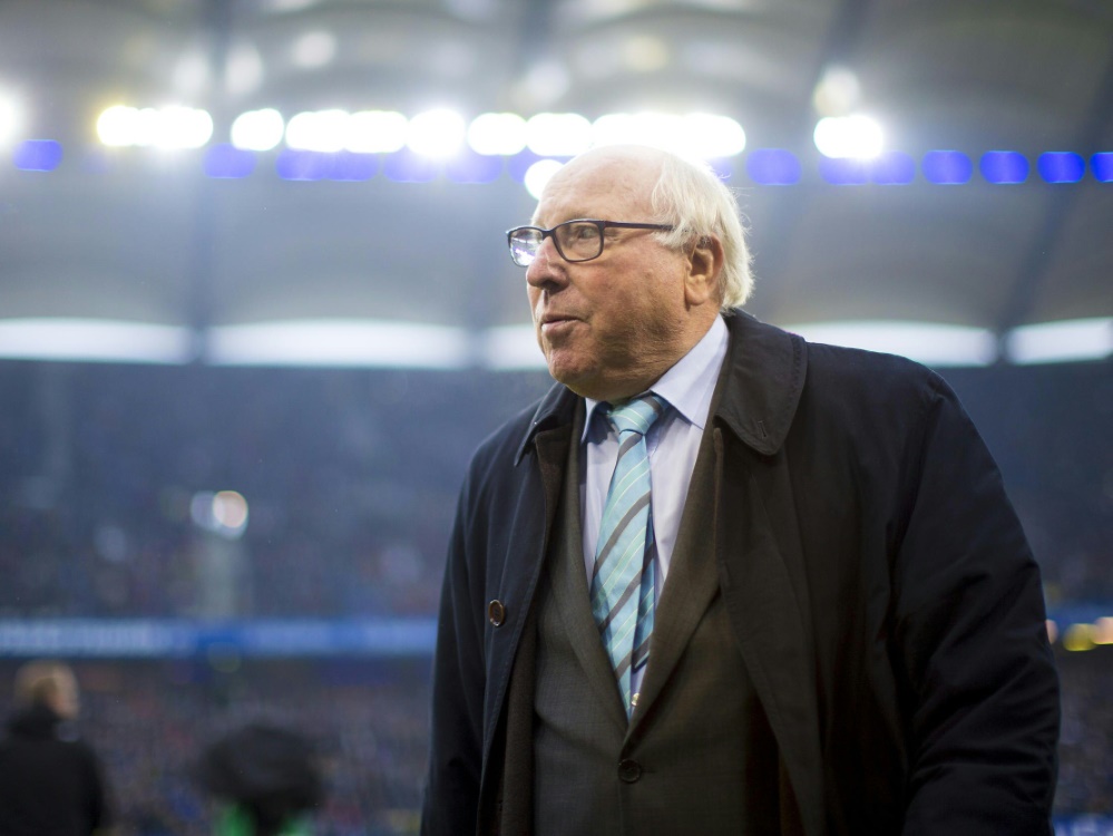 Medien: Uwe Seeler muss notoperiert werden. ©AFP