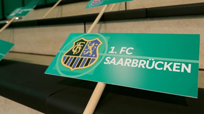 Saarbrücken gegen Bayer 04 findet in Völklingen statt. ©AFP