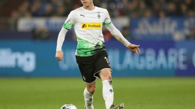 Oscar Wendt hängt ein weiteres Jahr in Gladbach dran. ©firo Sportphoto/SID firo Sportphoto/ Jrgen Fromme