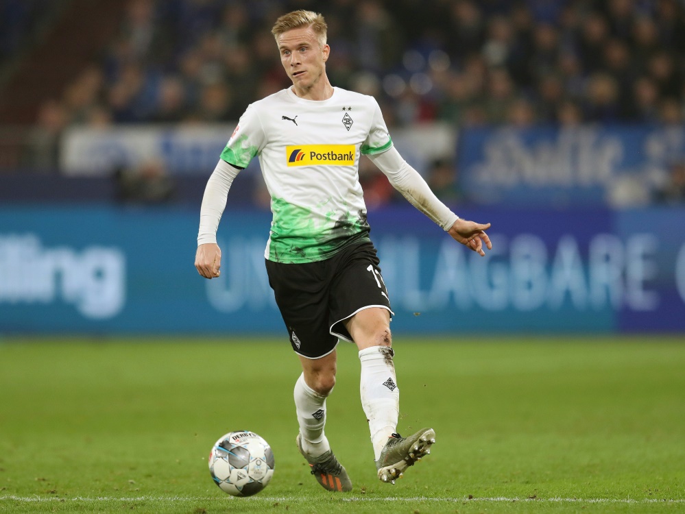 Oscar Wendt hängt ein weiteres Jahr in Gladbach dran. ©firo Sportphoto/SID firo Sportphoto/ Jrgen Fromme