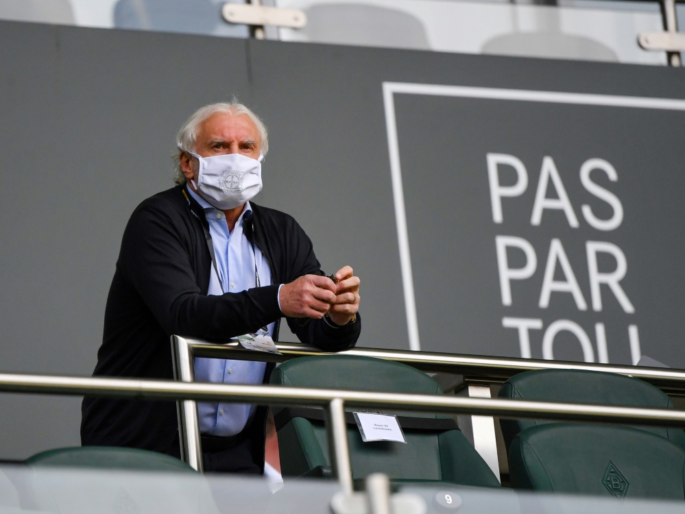 Rudi Völler wünscht sich angepasstes Hygienekonzept. ©FIRO/SID Maik Hšlter