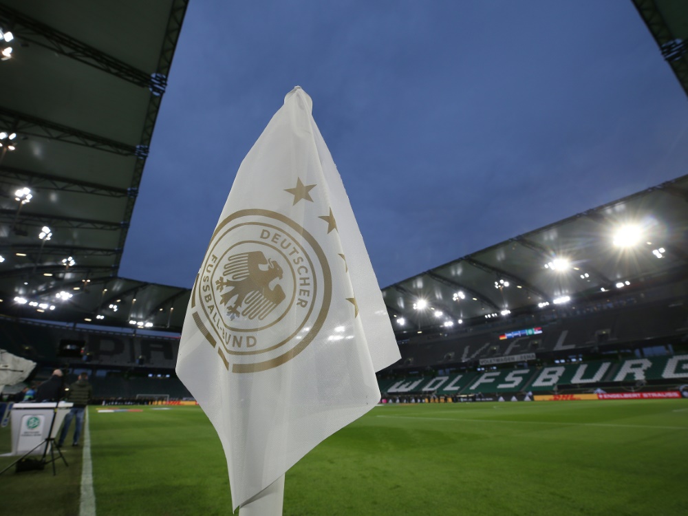 DFB und Volkswagen verlosen EM-Endspieltickets. ©FIRO/SID