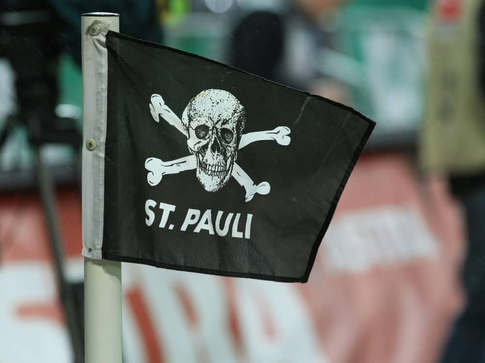 FC St Pauli Gr t Den Flyerservice Hahn 