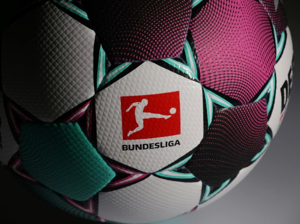 Die Bundesliga-Fans sind gegen Play-offs. ©FIRO/SID