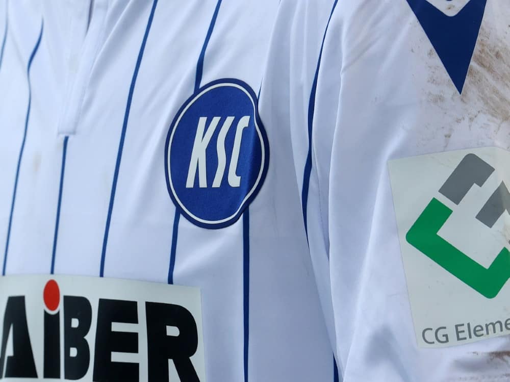 Michael Becker verlängert seinen Vertrag in Karlsruhe (© FIRO/FIRO/SID/)