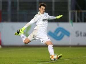 Schalke holt Heekeren und verlängert mit Ersatzkeeper Langer