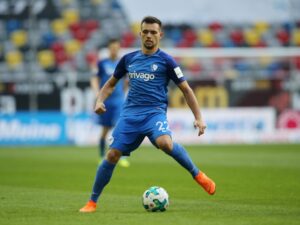 Bochum holt Stöger zurück und verlängert mit Lampropoulos