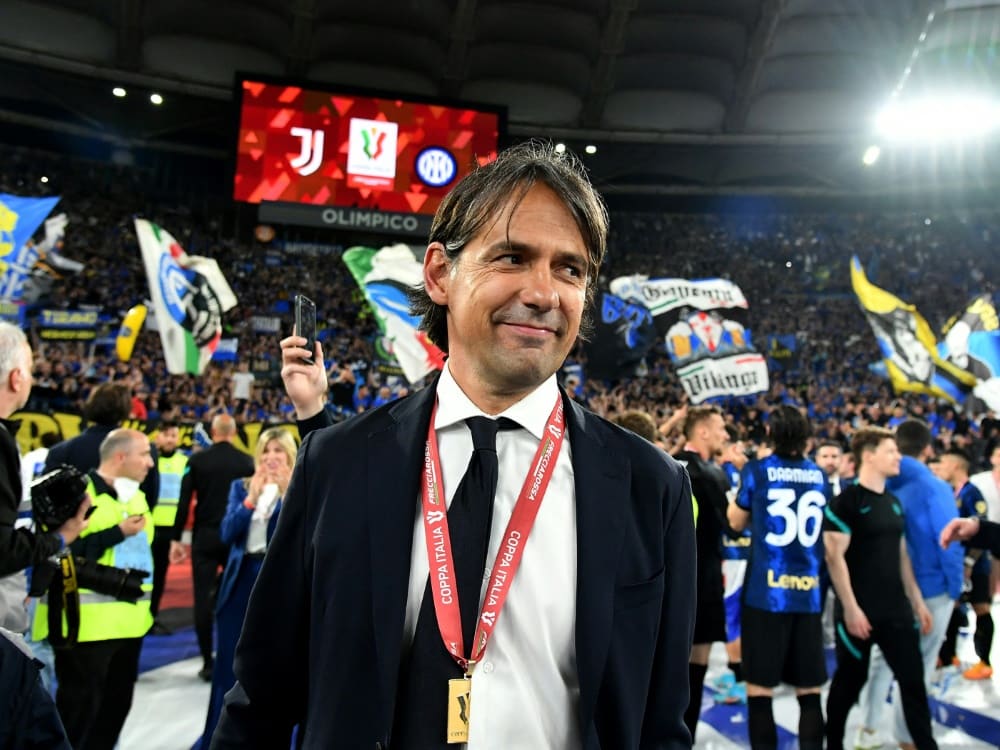Simone Inzaghi verlängert bei Inter Mailand bis 2024 (© AFP/SID/ISABELLA BONOTTO)