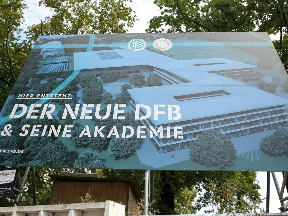 DFB-Campus in Frankfurt eingeweiht  (© AFP/SID/)