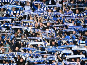 Umfrage: Fußball-Fans sehen Bernstein-Wahl positiv