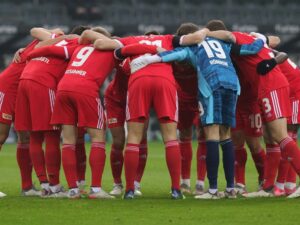 Union bezwingt Budweis dank Neuzugang Seguin