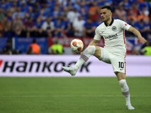 Kostic und Trapp steigen ins Eintracht-Training ein