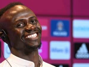 Bayern-Star Mane nimmt Training auf – Nationalspieler zurück