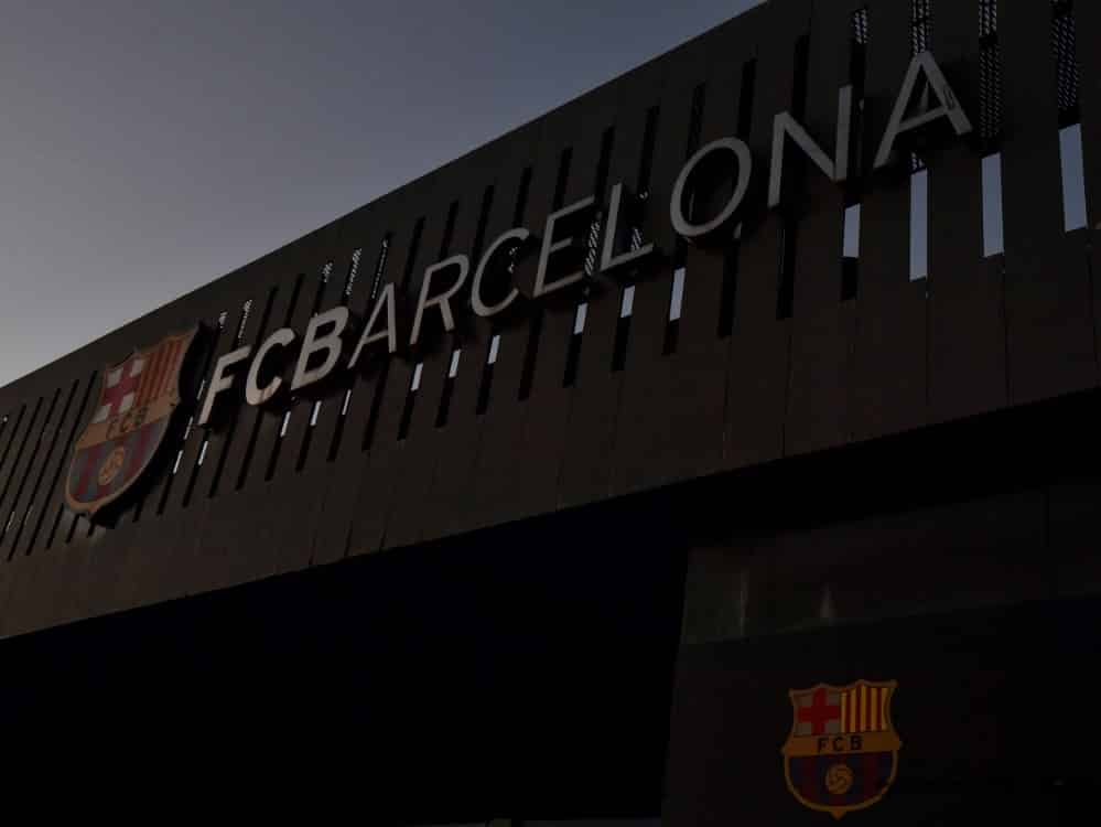 Der FC Barcelona verkauft weitere TV-Rechte (© AFP/SID/PAU BARRENA)