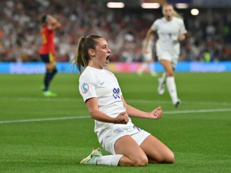 England gewinnt gegen Spanien im Viertelfinale der Frauen-EM