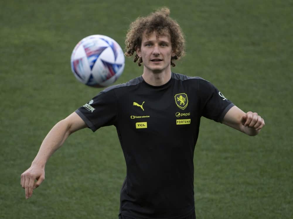 Der Tscheche soll künftig in königsblau auflaufen (© AFP/SID/JORGE GUERRERO)