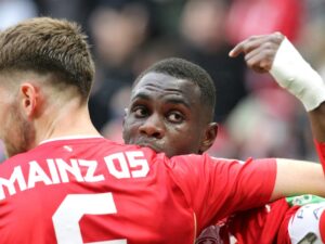 Mainz schlägt Newcastle