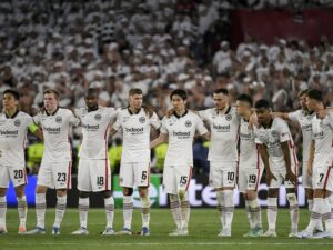 Eintracht Frankfurt macht 31,9 Mio. Euro Minus