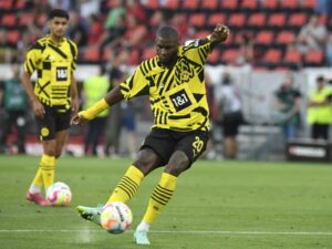 „Nicht von heute auf morgen“: Modeste beim Debüt mit Luft nach oben