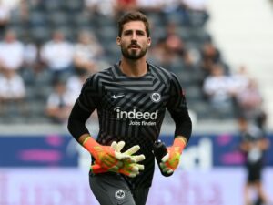 Frankfurt: Trapp über Transfergerücht: „Eine schöne Rückmeldung“