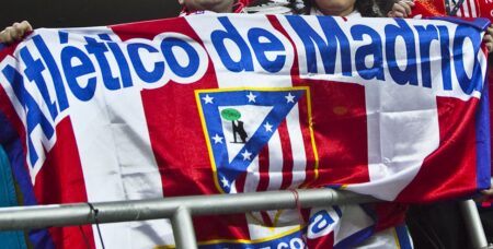 Atletico Madrid Fahne und Flagge Fußball in Spanien