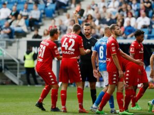 Mainzer Hack für zwei Spiele gesperrt