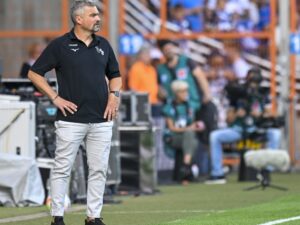 Unruhe in Bochum: Trainer Reis „absolut angenervt“