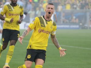 BVB gegen Kopenhagen 3:0 – Tribünengast Haller sieht BVB-Pflichtsieg zum Auftakt