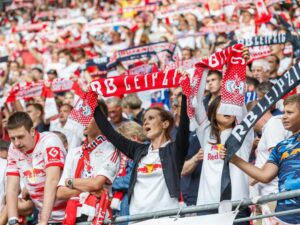 Leipzig sammelt Becherpfand für Ukraine-Hilfe