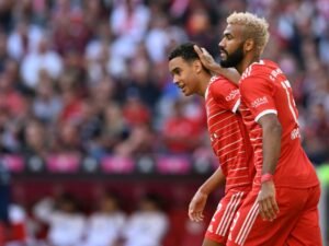 Bayern – Mainz 6:2 – Zumindest für eine Nacht: FC Bayern wieder Tabellenführer