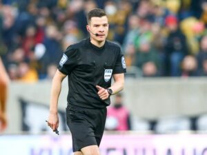 Schiri Osmers verteidigt Gelbe Karte gegen Kölner Duda