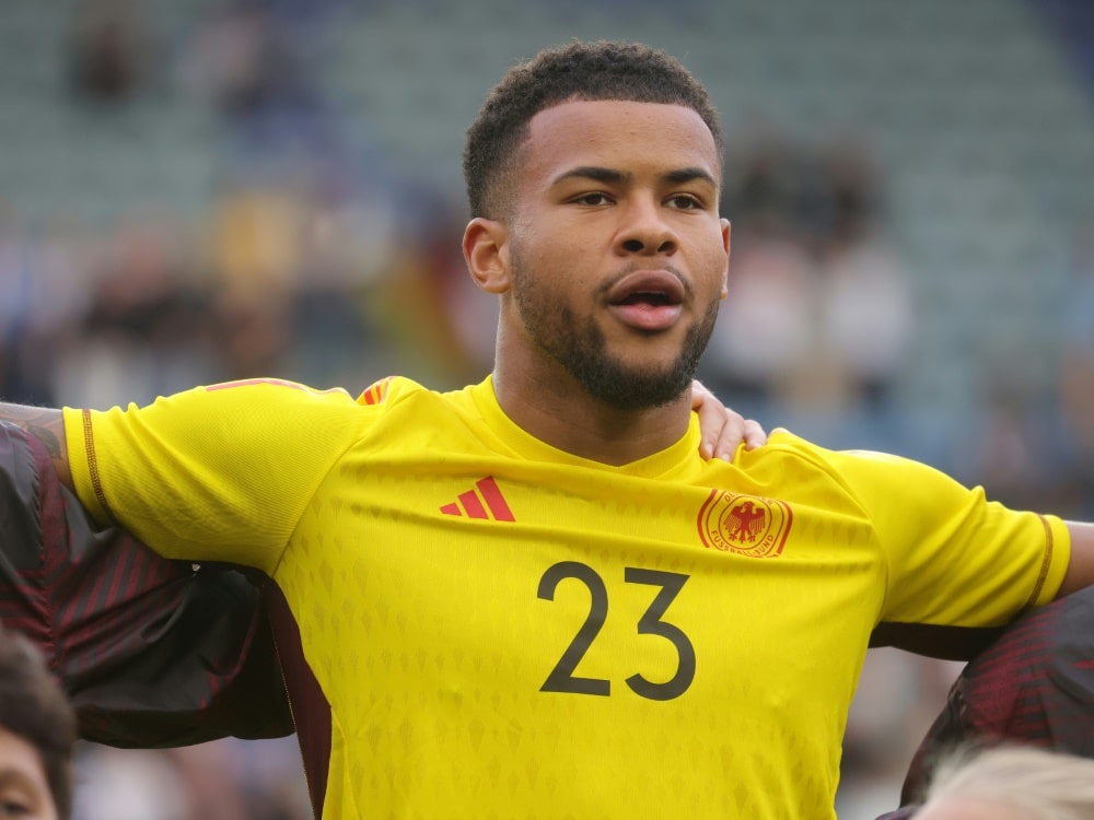 Freiburg Verl ngert Mit U21 Nationalkeeper Atubolu