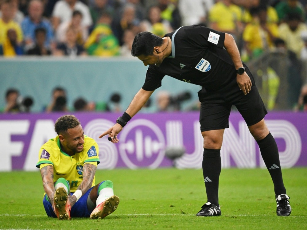 Neymar fällt für Brasiliens Spiel gegen die Schweiz aus (© AFP/SID/NELSON ALMEIDA)
