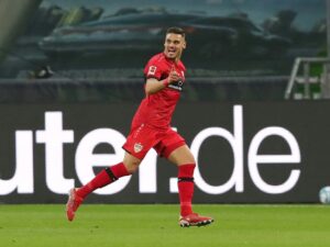 Stuttgart schlägt Köln deutlich