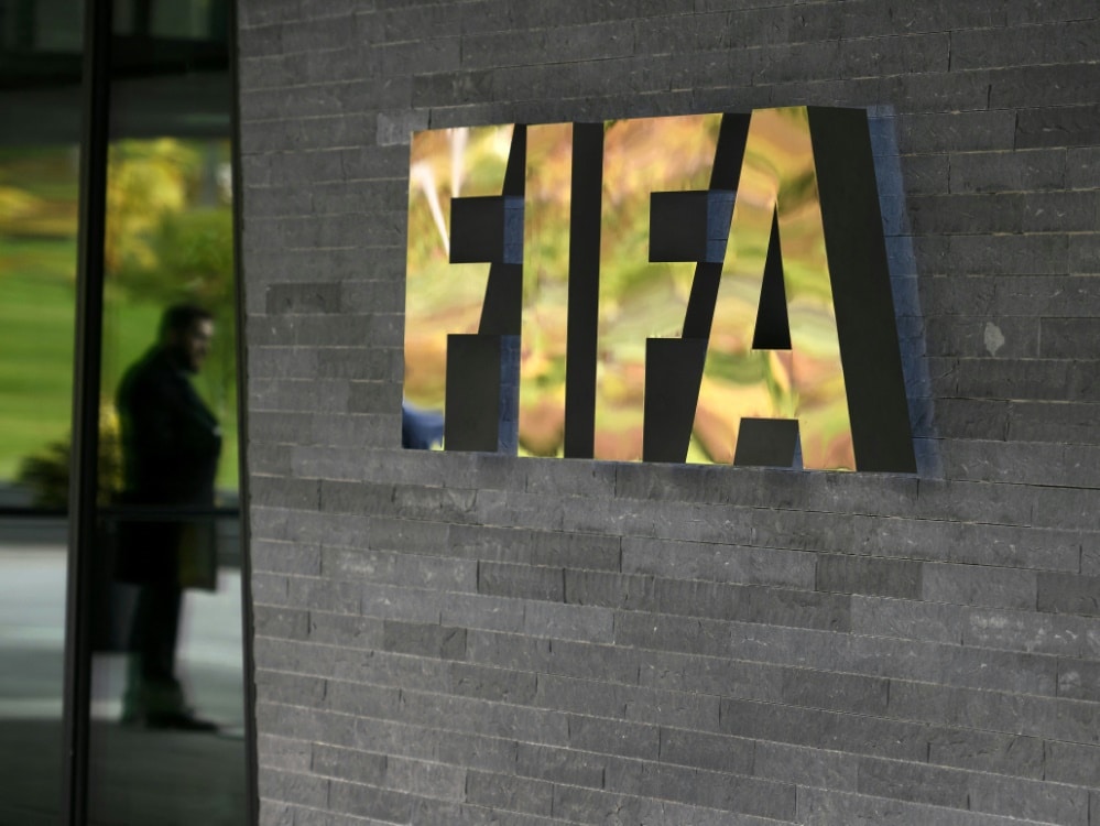 Die FIFA geht mit gutem Beispiel voran (© AFP/SID/FABRICE COFFRINI)
