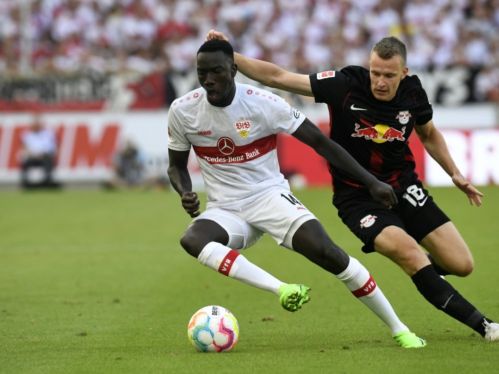 Silas verlängert Vertrag beim VfB Stuttgart (© AFP/SID/THOMAS KIENZLE)