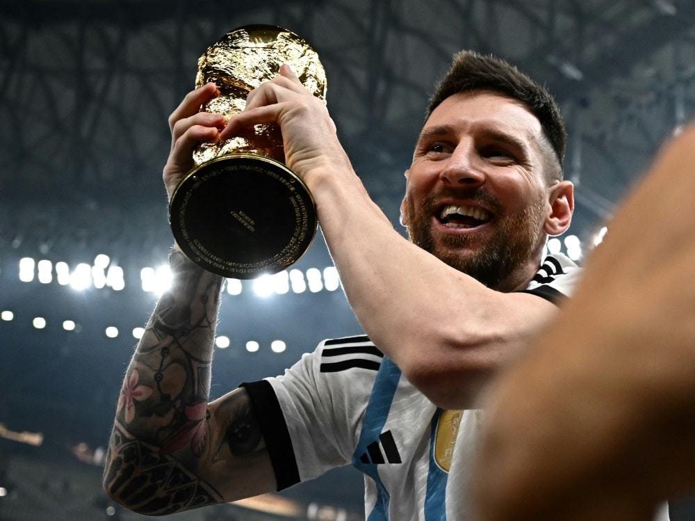 Lionel Messi Ist Zur ck Bei Paris St Germain lionel-messi-ist-zur-ck-bei-paris-st-germain
