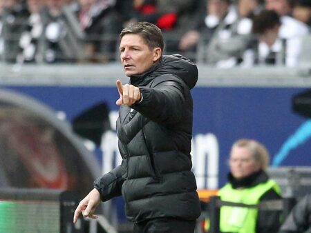 Bild: Glasner und Eintracht Frankfurt treffen auf Bremen (© AFP/SID/DANIEL ROLAND)
