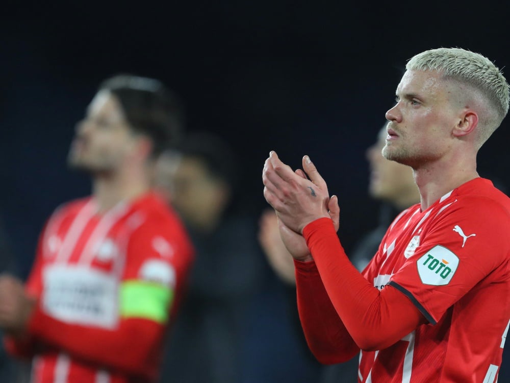 Max plant länger bei Eintracht Frankfurt zu spielen (© AFP/SID/GEOFF CADDICK)