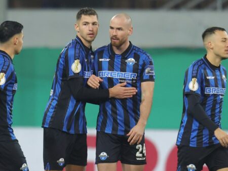 Bild: Der SC Paderborn steht vorübergehend auf Rang drei (© FIRO/FIRO/SID/)