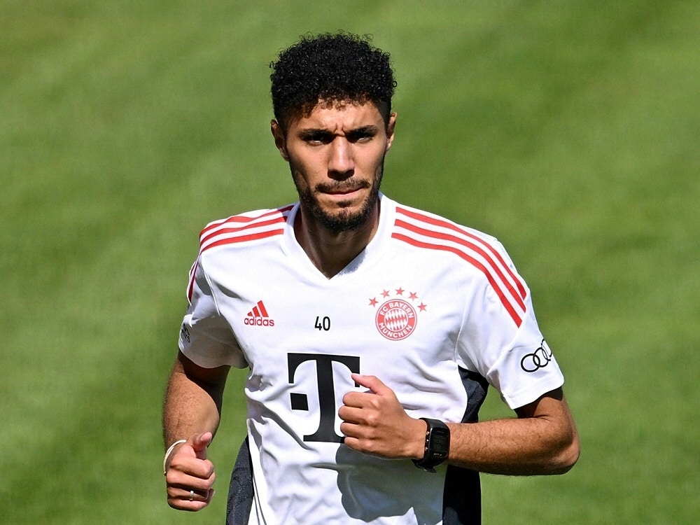 Bayern München Mazraoui zurück im Teamtraining