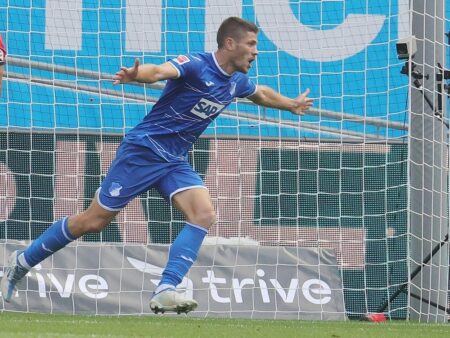Bild: Hoffenheims Kramaric trifft doppelt vom Punkt (© FIRO/FIRO/SID/)