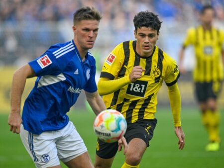 Bild: Am Samstag spielt Schalke 04 gegen Borussia Dortmund (© AFP/SID/)