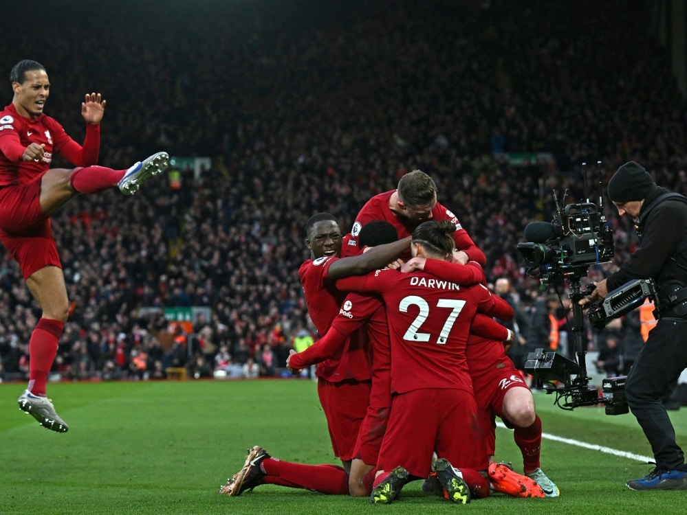 Bild: Liverpool gelingt ein historischer Sieg gegen United (© AFP/SID/PAUL ELLIS)