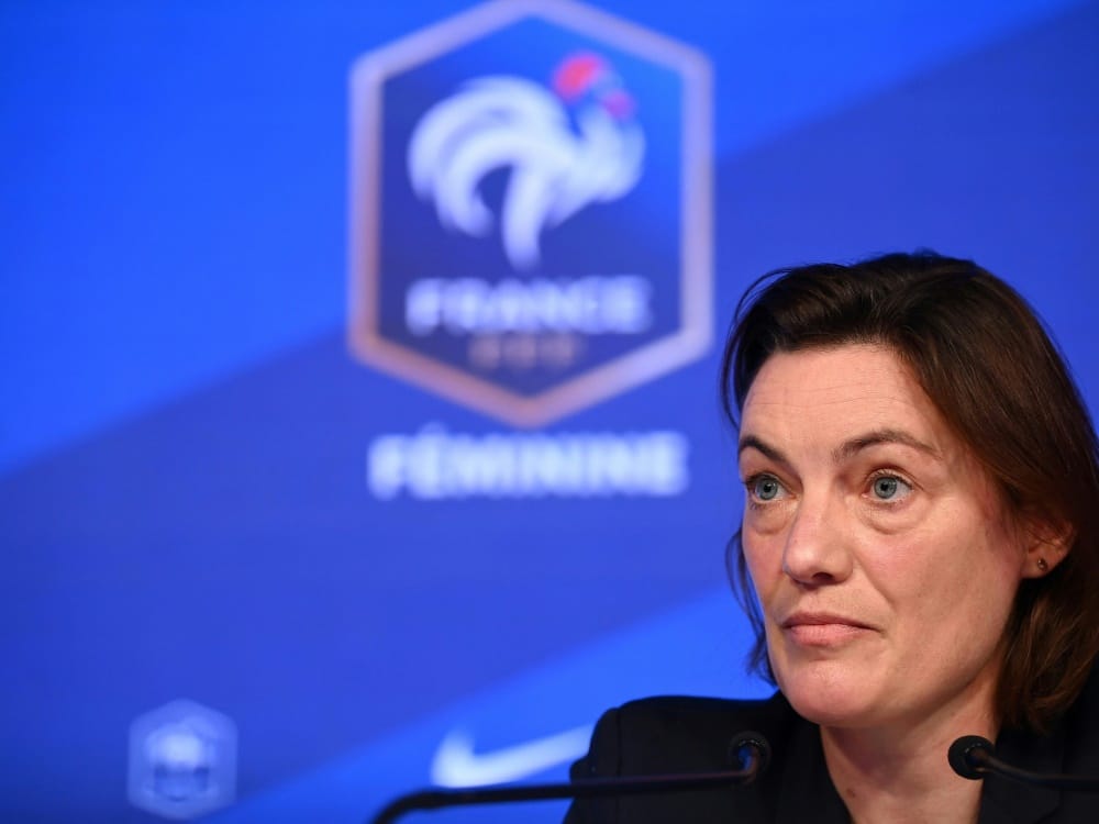 Frankreichs Trainerin Corinne Diacre entlassen (© AFP/SID/FRANCK FIFE)