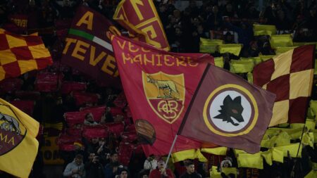 Bild: AS Rom-Fans nicht in Rotterdam zugelassen (© AFP/SID/FILIPPO MONTEFORTE)