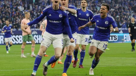 Schalke sendet ein Lebenszeichen im Abstiegskampf